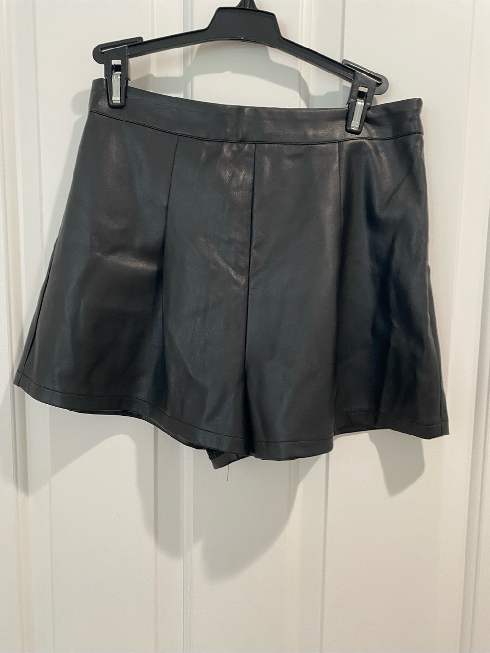 Missguided Black Faux Leather Short